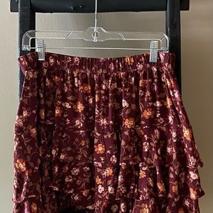 American eagle women’s maroon skirt
